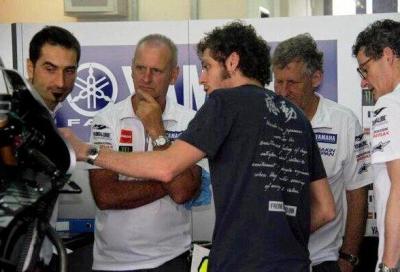 In attesa di Valentino Rossi, la MotoGP 2013 comincia sotto la pioggia