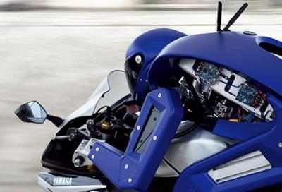 Il "pilota  robot" di Yamaha punta ai 200 km/h in pista