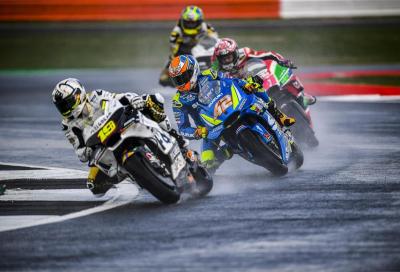 MotoGP: gara di Silverstone posticipata per pioggia