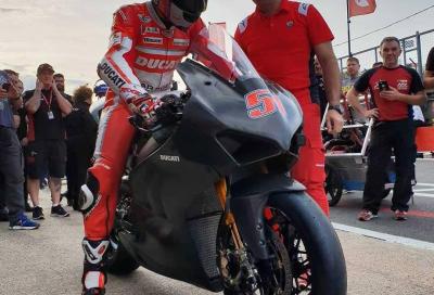 Pirro in pista con la Ducati Panigale V4 R 2019