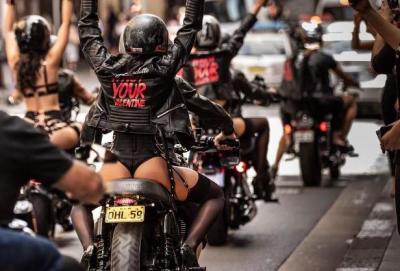 #NotYourValentine: motocicliste in intimo tra le vie di Sydney