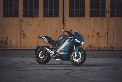 Zero Motorcycles lancia la nuova SR/S
