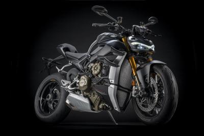 Ducati aggiorna la Streetfighter V4: novità tecniche e colorazione Dark