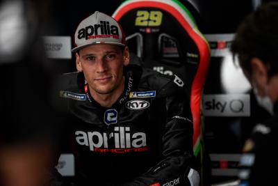 Savadori pilota ufficiale Aprilia MotoGP, Smith lascia 