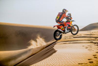 Dakar 2022, tappa 10 - Alti e bassi KTM: Price vince, Benavides out, Petrucci veloce