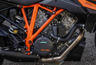 KTM 1290 Super Duke GT 2022: CV e Nm dalla prova al banco 