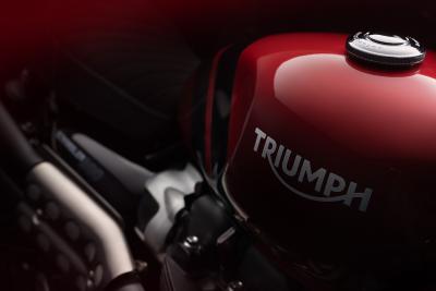 Triumph presenta le prime novità 2023
