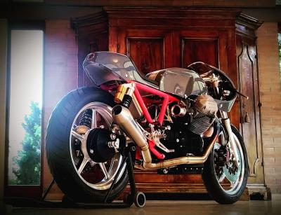 Moto Guzzi 1000 SP Enzo, special by Fuchs Workshop