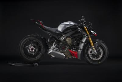 La Ducati Streetfighter V4 2023 mostra i muscoli, ecco la nuova versione SP2