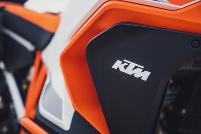 Il prezzo delle KTM 1290 Super Adventure S e R 2023