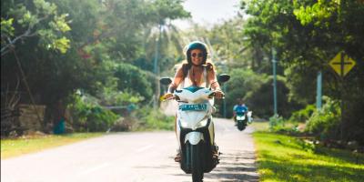 Bali pronta a vietare l’uso delle moto agli stranieri. Ecco le ragioni