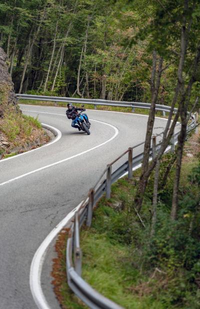Mezza Italia in staffetta con tre Suzuki: una nuova formula di viaggio