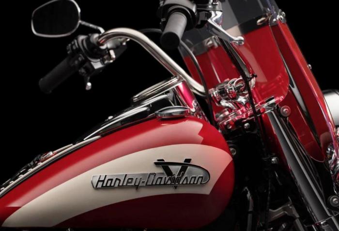 Il prezzo della nuova Harley-Davidson Hydra-Glide Revival 2024 