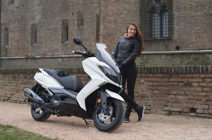 kymco downtown 350i abs 2017  le foto