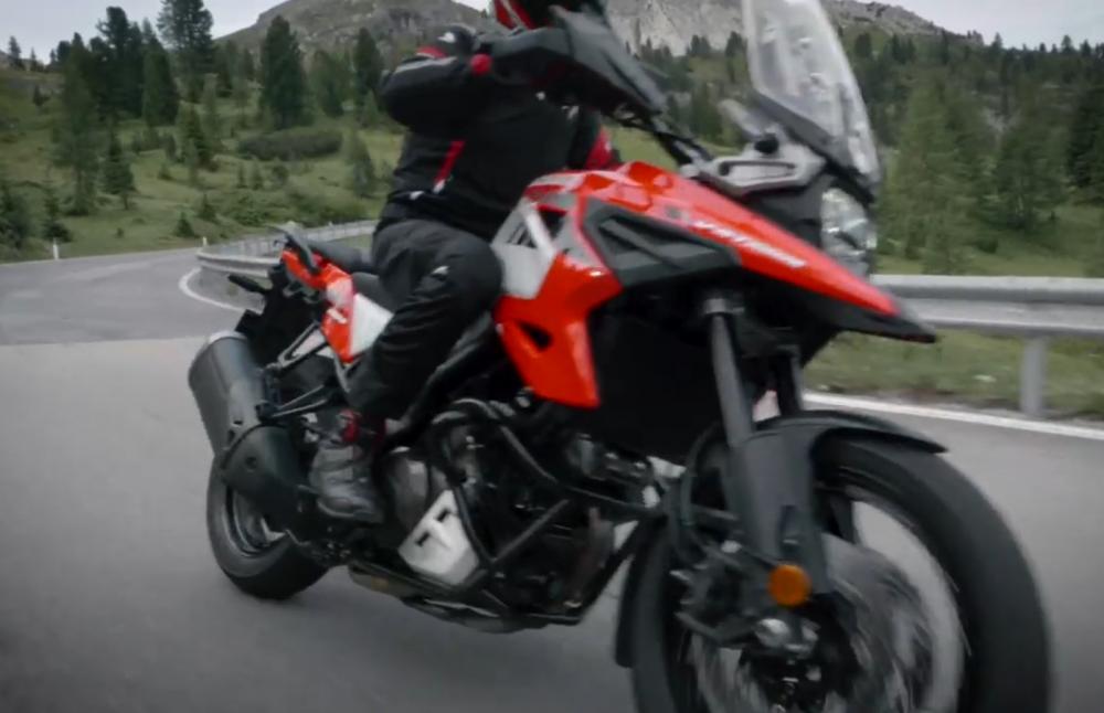 Suzuki mostra come sarà la VStrom 1000 2020. Motociclismo