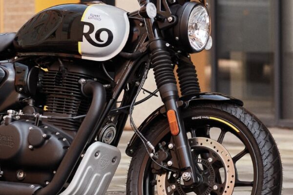 Richiamo globale Royal Enfield