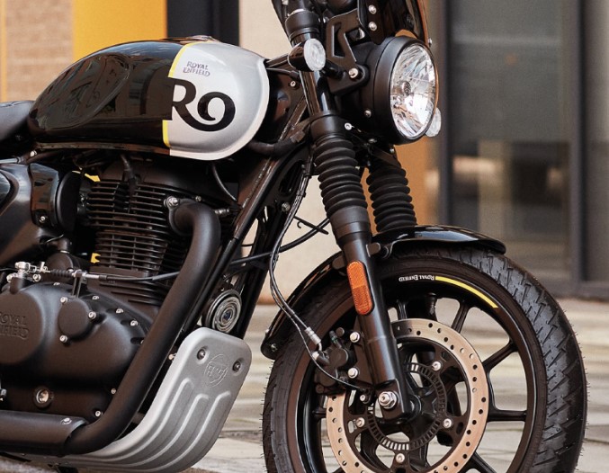 Richiamo globale Royal Enfield