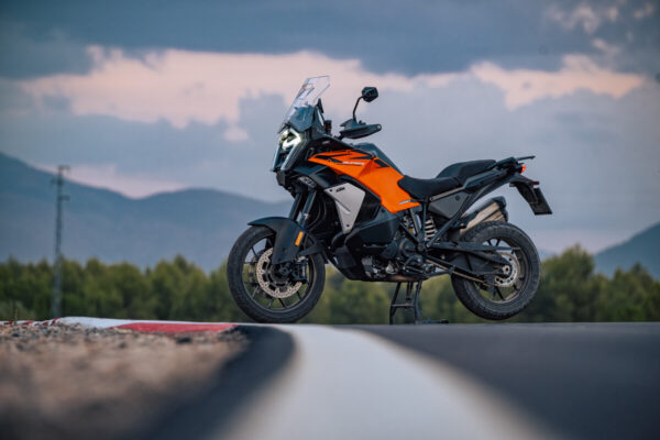 Nuova KTM 1390 Super Adventure S Evo