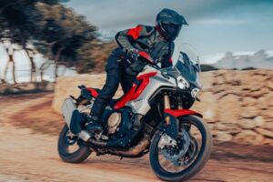 PRestazioni MV Agusta Enduro Veloce