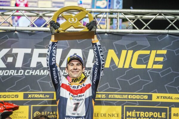 Toni Bou vince titolo mondiale trial indoor 2024